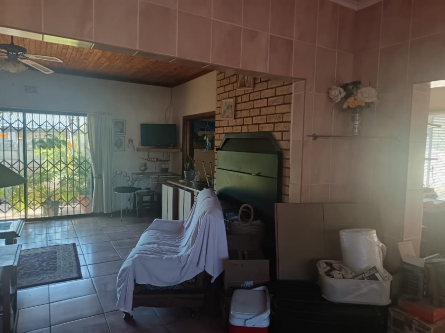4 Bedroom Property for Sale in Hadison Park Northern Cape